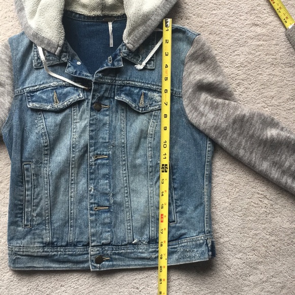 Free People distressed look Jean jacket - Picture 5 of 6
